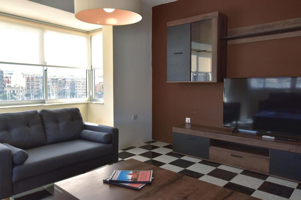 2 Bedroom, Bright & Central Top Floor Apartment - 5 Мсіда Екстер'єр фото