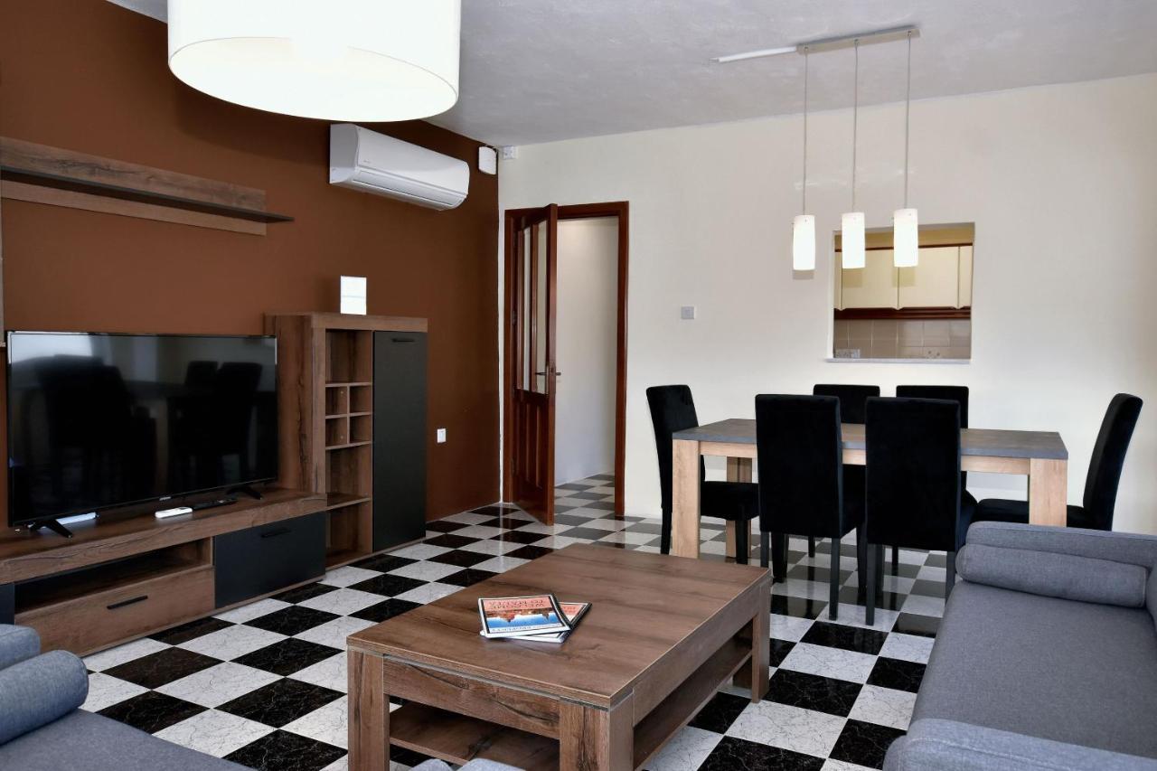2 Bedroom, Bright & Central Top Floor Apartment - 5 Мсіда Екстер'єр фото